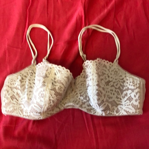 B'Tempted Bra - Picture 2 of 5